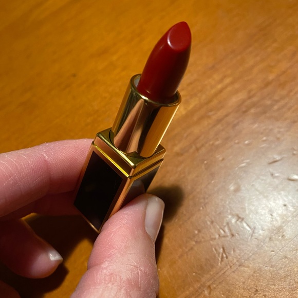 Tom Ford Lip Color Lipstick Scarlet Rouge - Picture 9 of 15